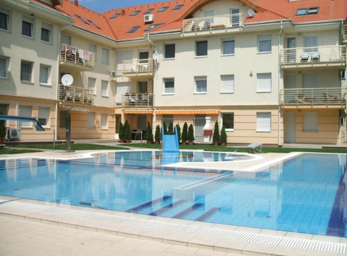Mirage Wellness Apartman Hajdúszoboszló Екстериор снимка